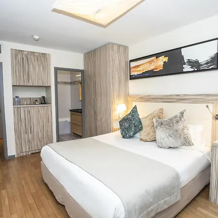 Eden & Hotell